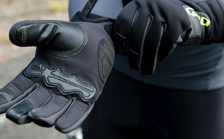GIRO WINTER アイテム、各種アクセサリーが入荷!