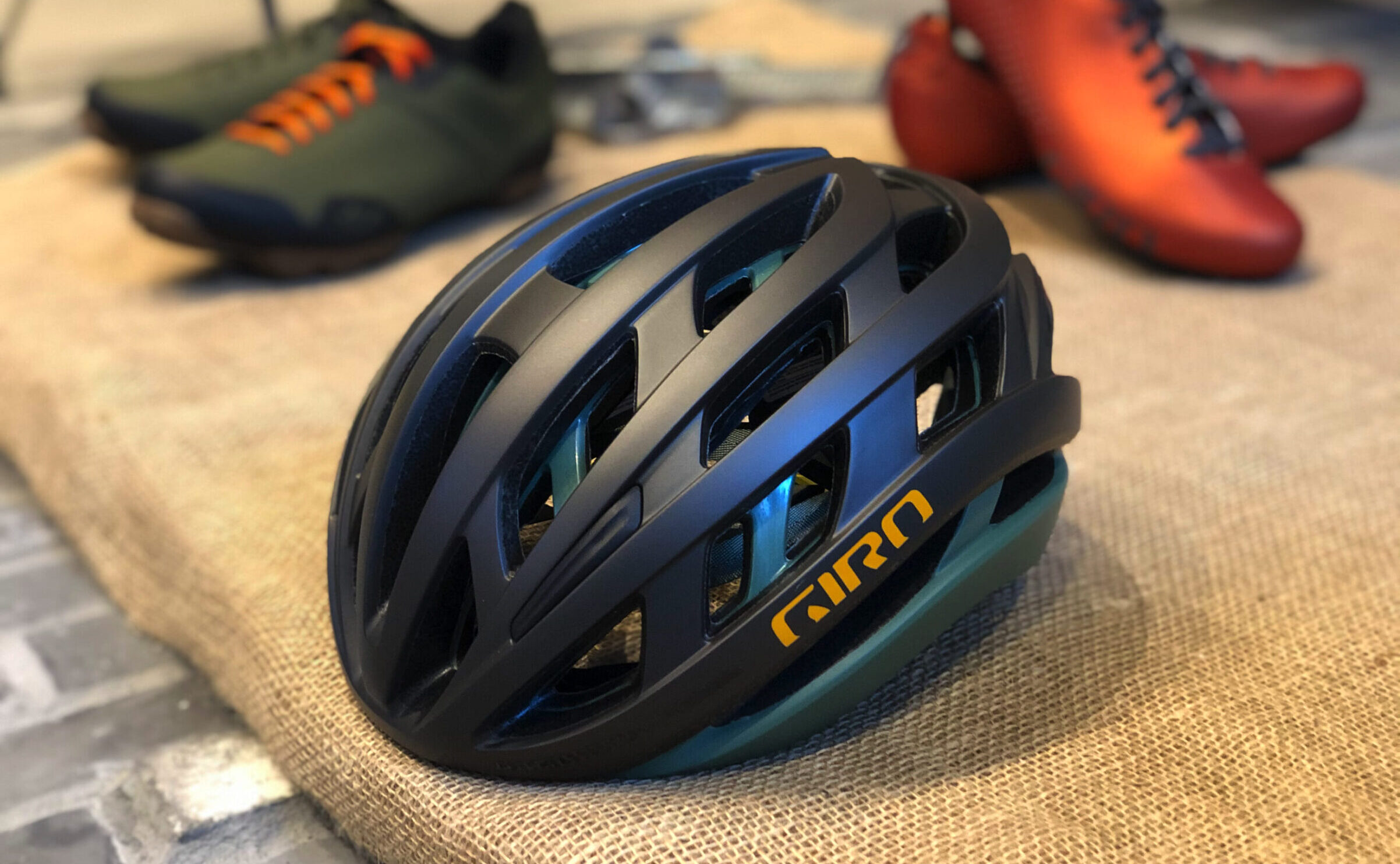 Giro Studio Tokyo ジロスタジオ東京は世界初となる Giro オフィシャルショールームです Giro Studio Tokyo ジロスタジオ東京は世界初となる Giro オフィシャルショールームです